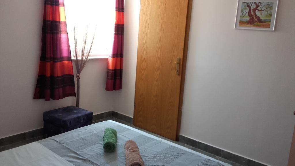 Apartments Aleksandra Rab Town Dış mekan fotoğraf