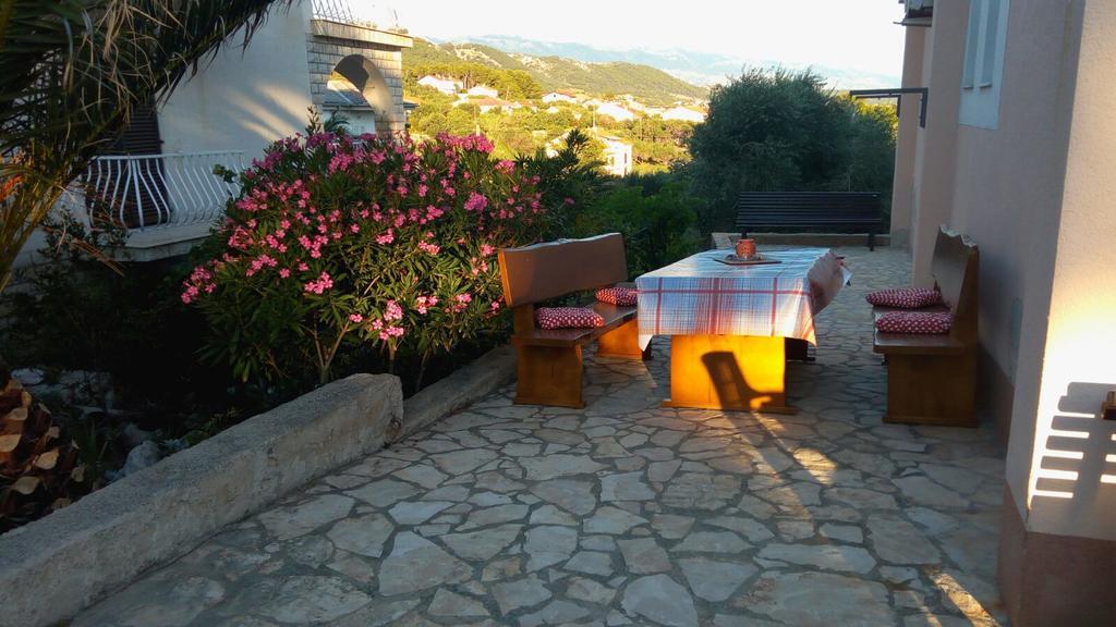 Apartments Aleksandra Rab Town Dış mekan fotoğraf